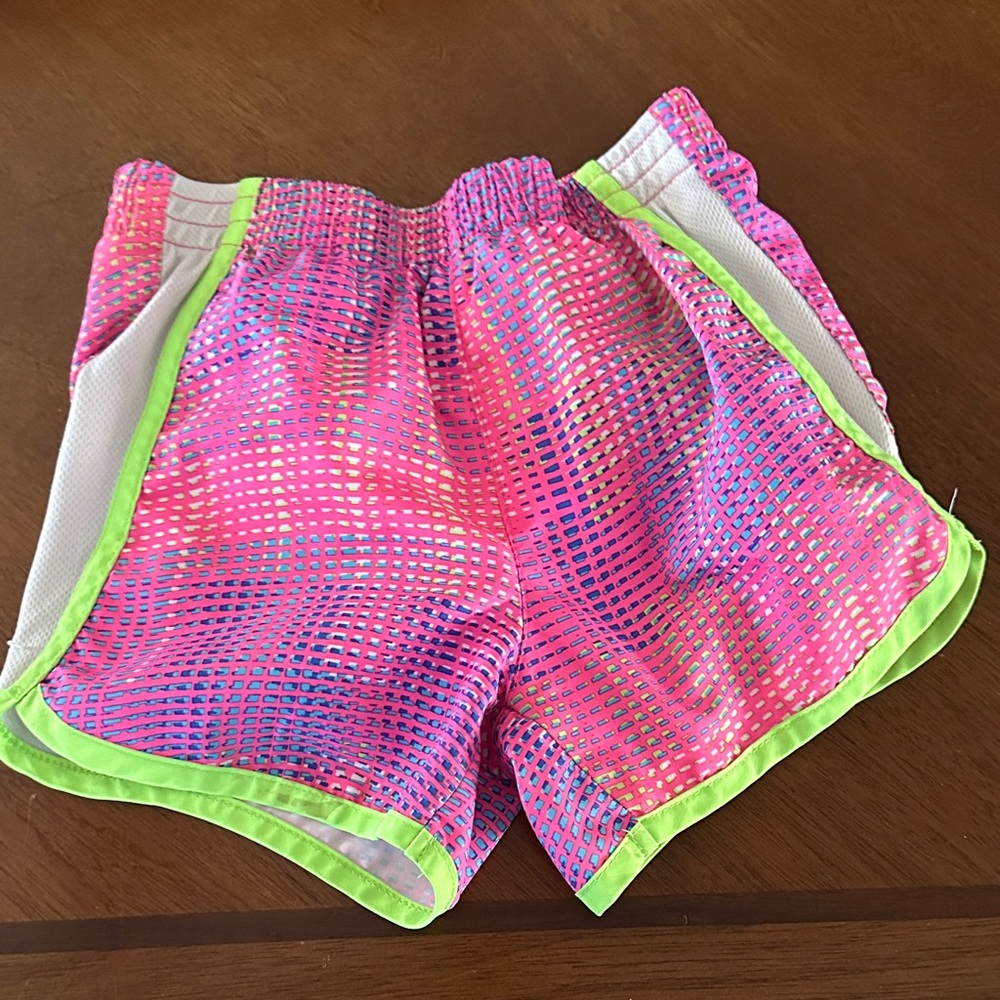 Lot of girls clothes Size 6